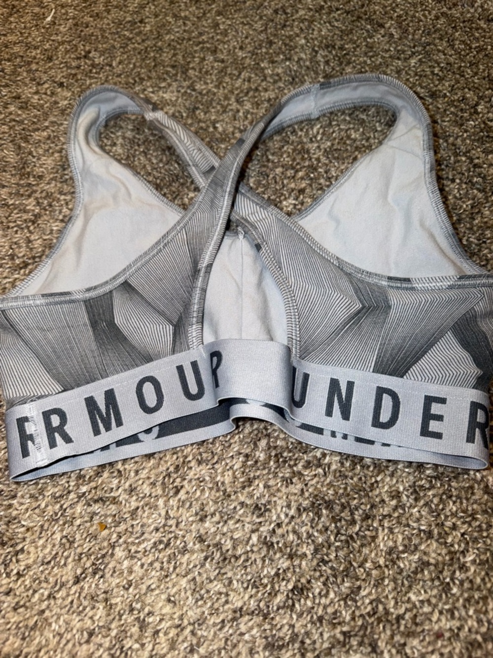 Under Armour Light Gray Geometric Racerback Sports Bra Size Small - Picture 5 of 5
